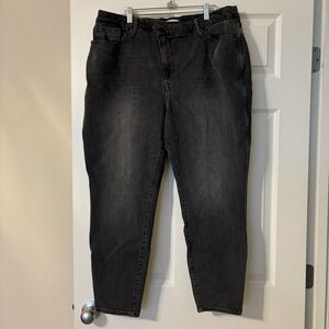 Good American The Good Curve Skinny Crossover Jean in BLACK264 size 18